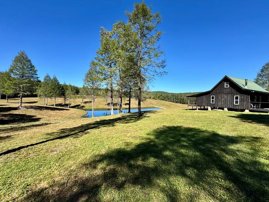 4832 Lovejoy Road Crawford TN 38554