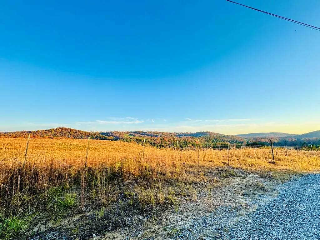 4832 Lovejoy Road Crawford TN 38554