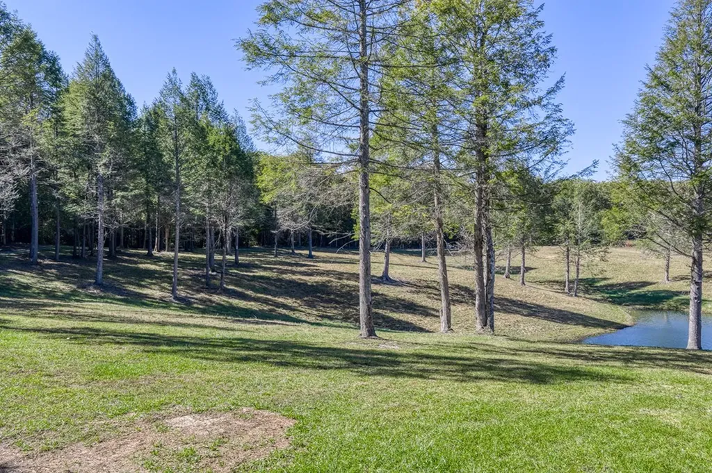 4832 Lovejoy Road Crawford TN 38554