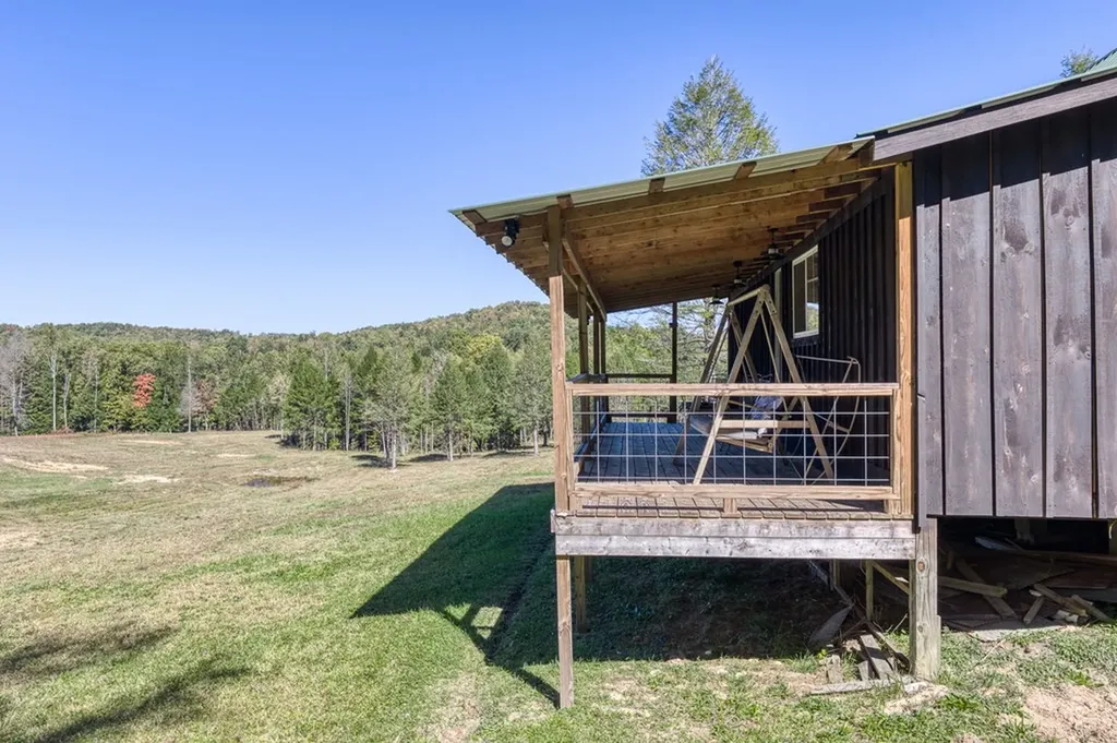 4832 Lovejoy Road Crawford TN 38554