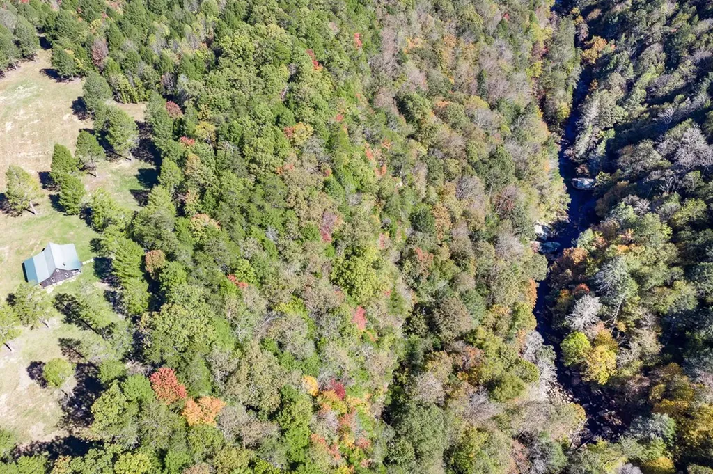 4832 Lovejoy Road Crawford TN 38554