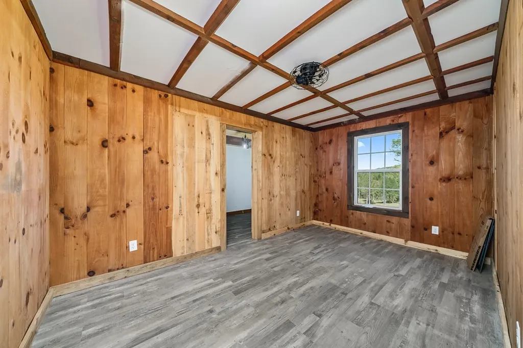 4832 Lovejoy Road Crawford TN 38554