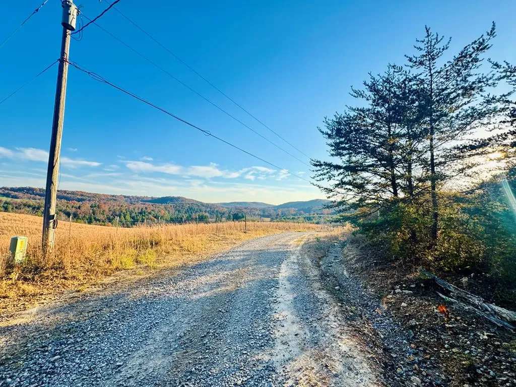 4832 Lovejoy Road Crawford TN 38554