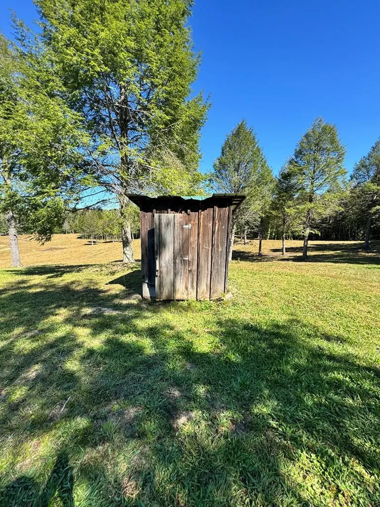 4832 Lovejoy Road Crawford TN 38554