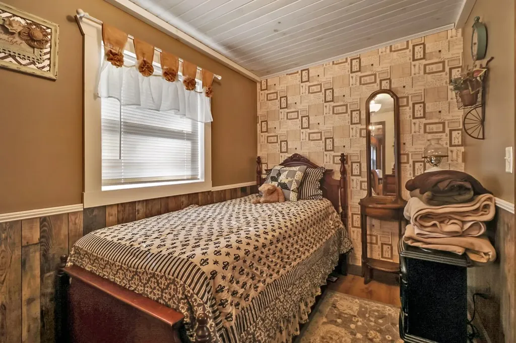 698 Boone Ridge Road Jamestown TN 38556