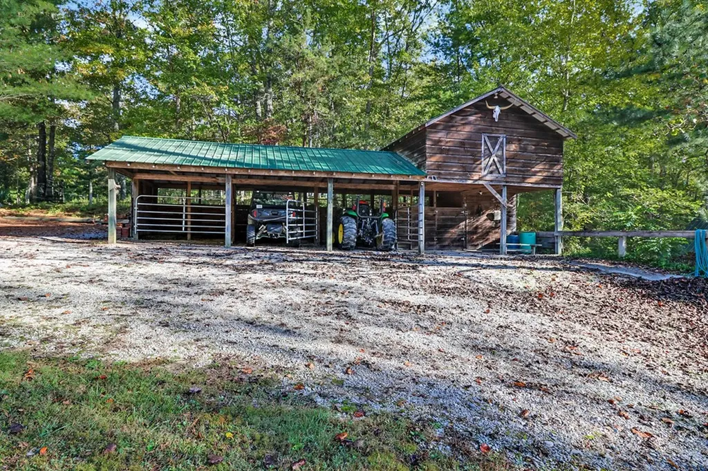 698 Boone Ridge Road Jamestown TN 38556