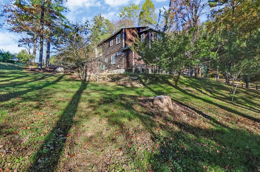 698 Boone Ridge Road Jamestown TN 38556