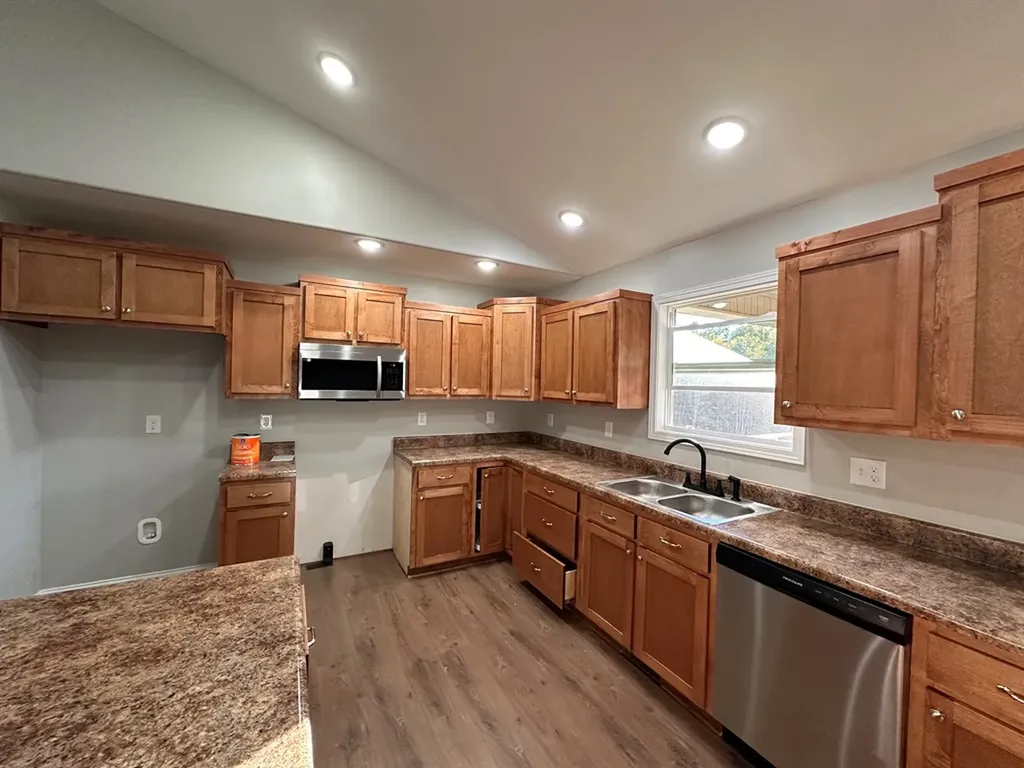 560 Street Anthony Drive Jamestown TN 38556