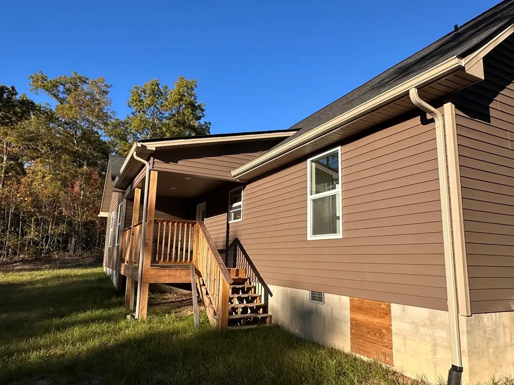 560 Street Anthony Drive Jamestown TN 38556