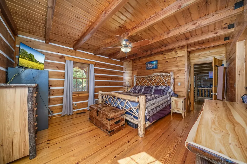 1292 Columbia Hill Monterey TN 38574