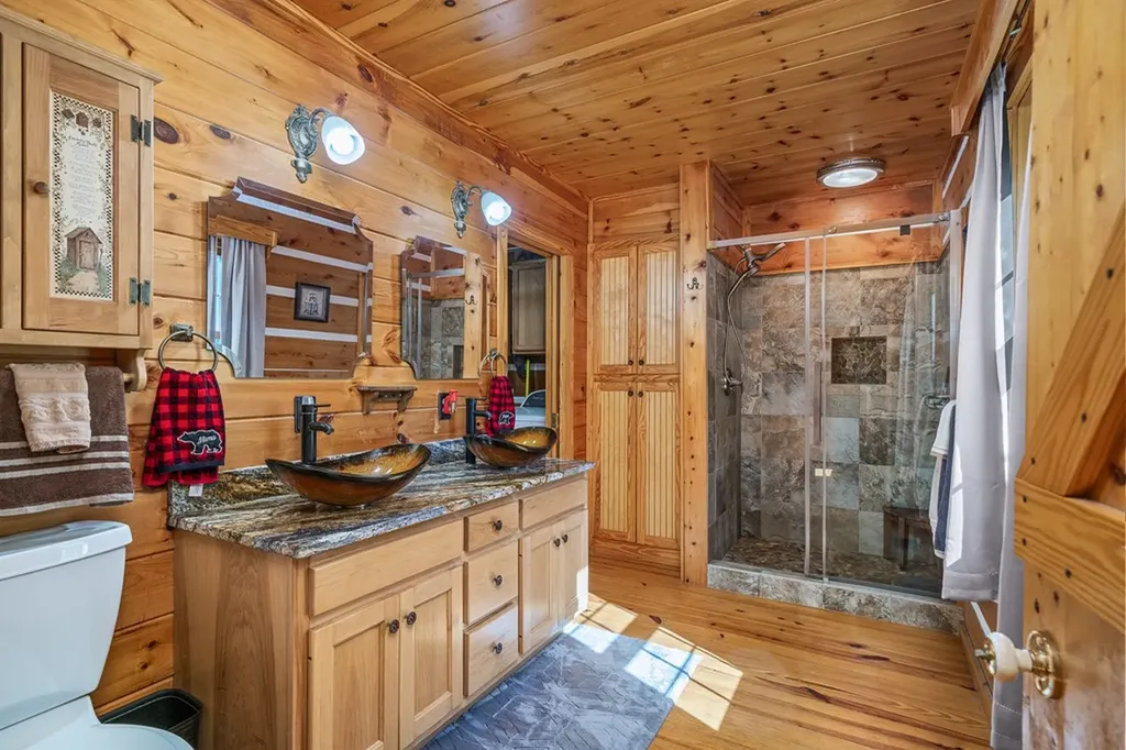 1292 Columbia Hill Monterey TN 38574