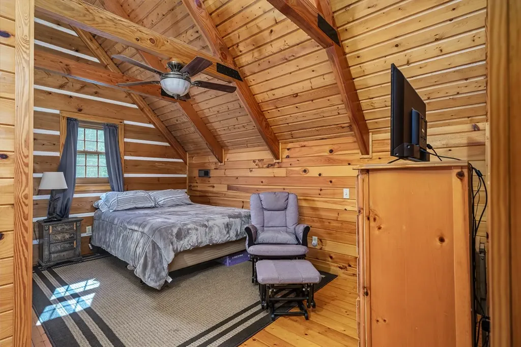 1292 Columbia Hill Monterey TN 38574