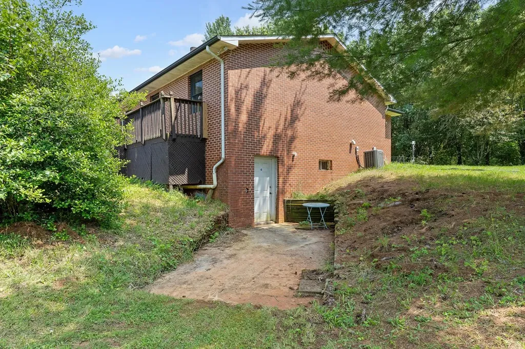 618 Cashdollar Road Sparta TN 38583