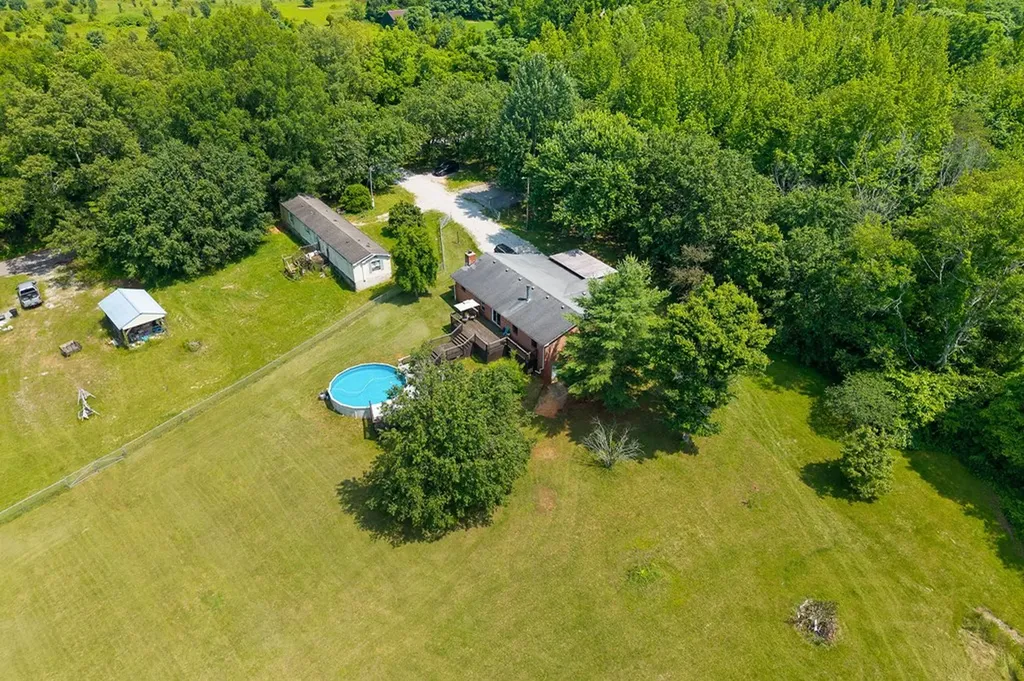 618 Cashdollar Road Sparta TN 38583