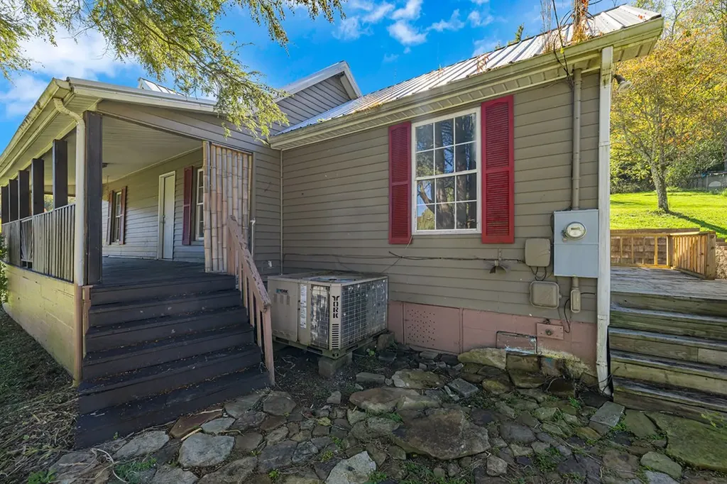 145 Shady Grove Road Lancing TN 37770