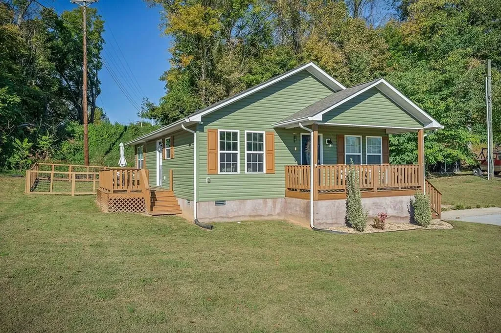 330 Flatt Street Sparta TN 38583