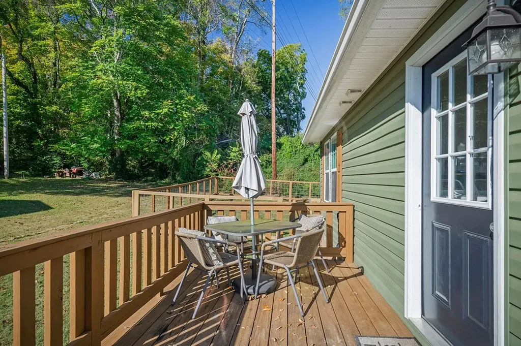 330 Flatt Street Sparta TN 38583