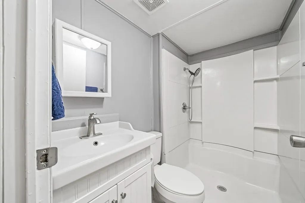 10 Black Bear Court Crossville TN 38571