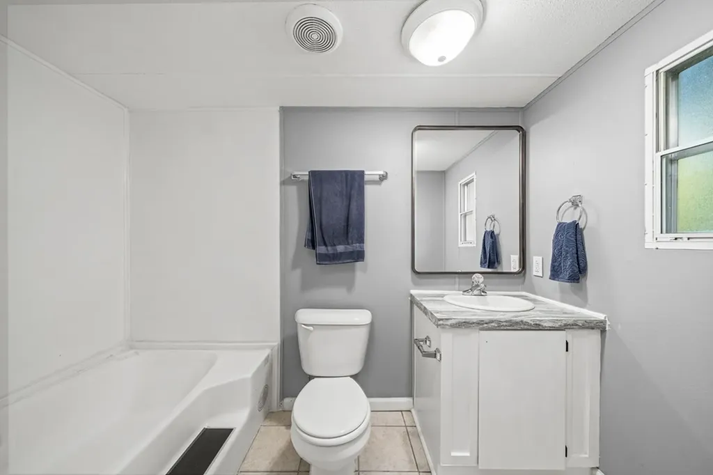 10 Black Bear Court Crossville TN 38571