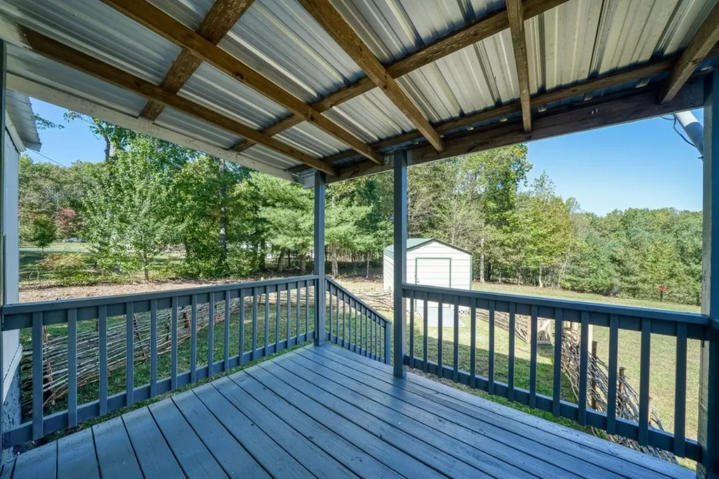 10 Black Bear Court Crossville TN 38571