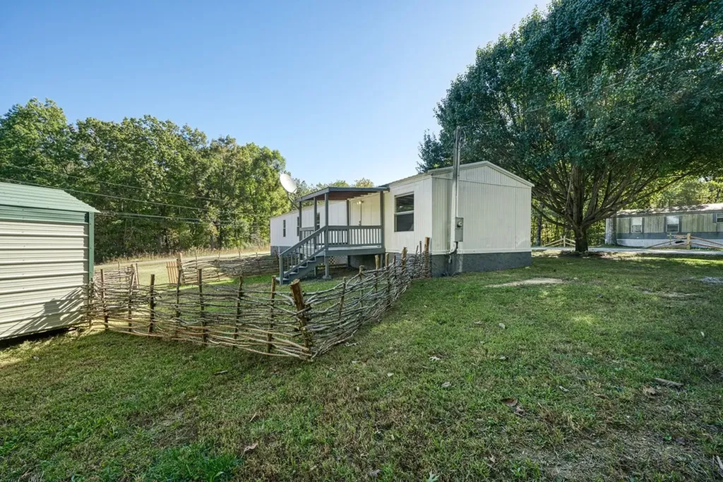 10 Black Bear Court Crossville TN 38571