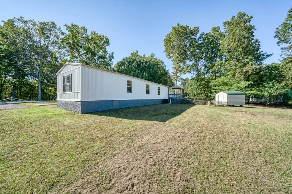 10 Black Bear Court Crossville TN 38571
