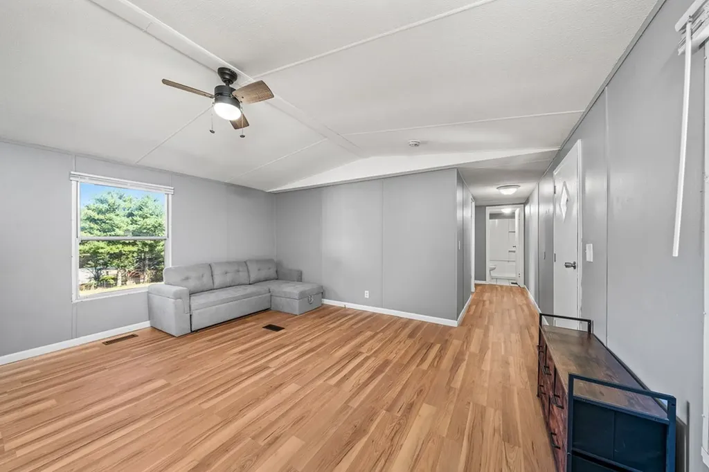 10 Black Bear Court Crossville TN 38571