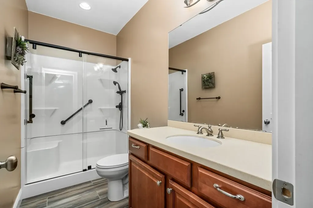 38 Saddle Brook Lane Crossville TN 38571