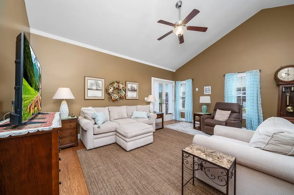 38 Saddle Brook Lane Crossville TN 38571