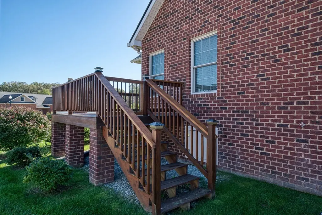 38 Saddle Brook Lane Crossville TN 38571