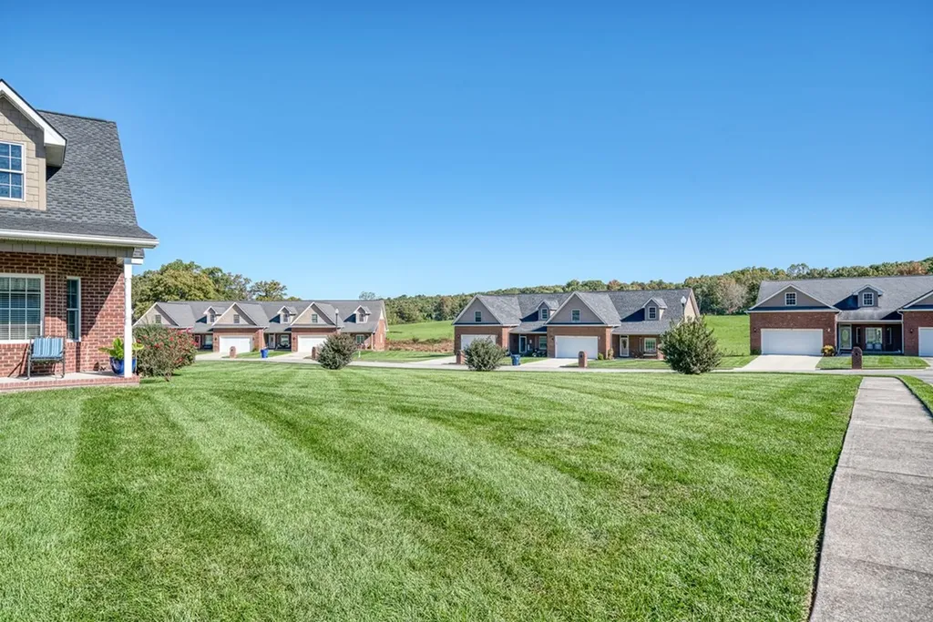 38 Saddle Brook Lane Crossville TN 38571