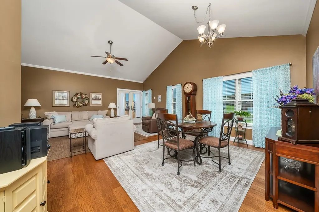 38 Saddle Brook Lane Crossville TN 38571