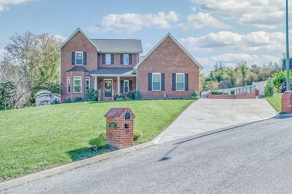 482 E Hampton Court Cookeville TN 38501