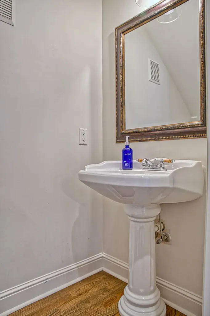 482 E Hampton Court Cookeville TN 38501