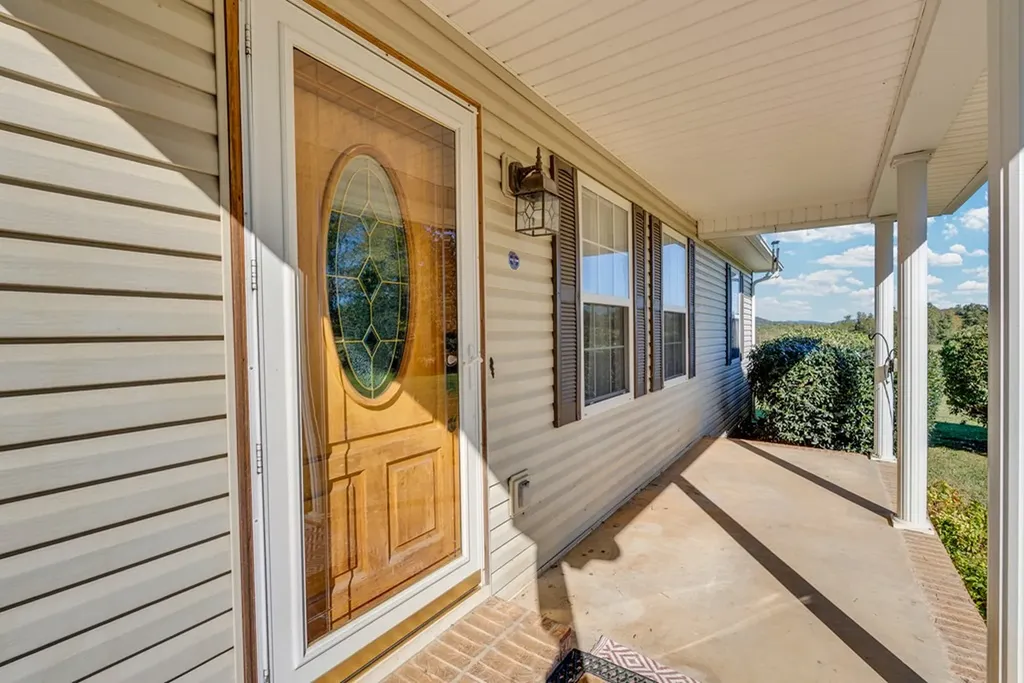 165 Eckles Cemetery Road Cookeville TN 38506