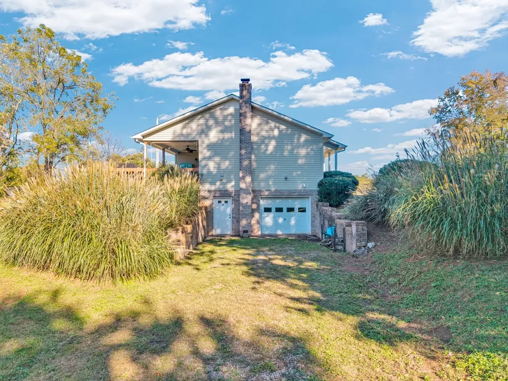 165 Eckles Cemetery Road Cookeville TN 38506