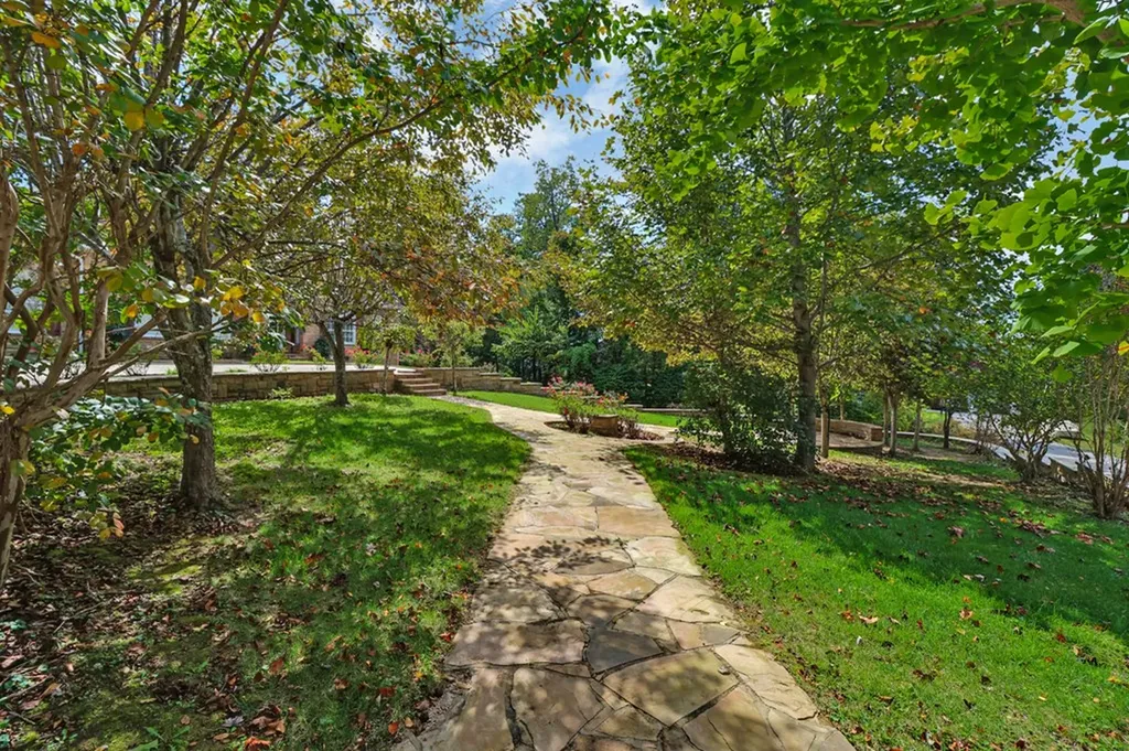 221 Wind Song Trail Crossville TN 38555