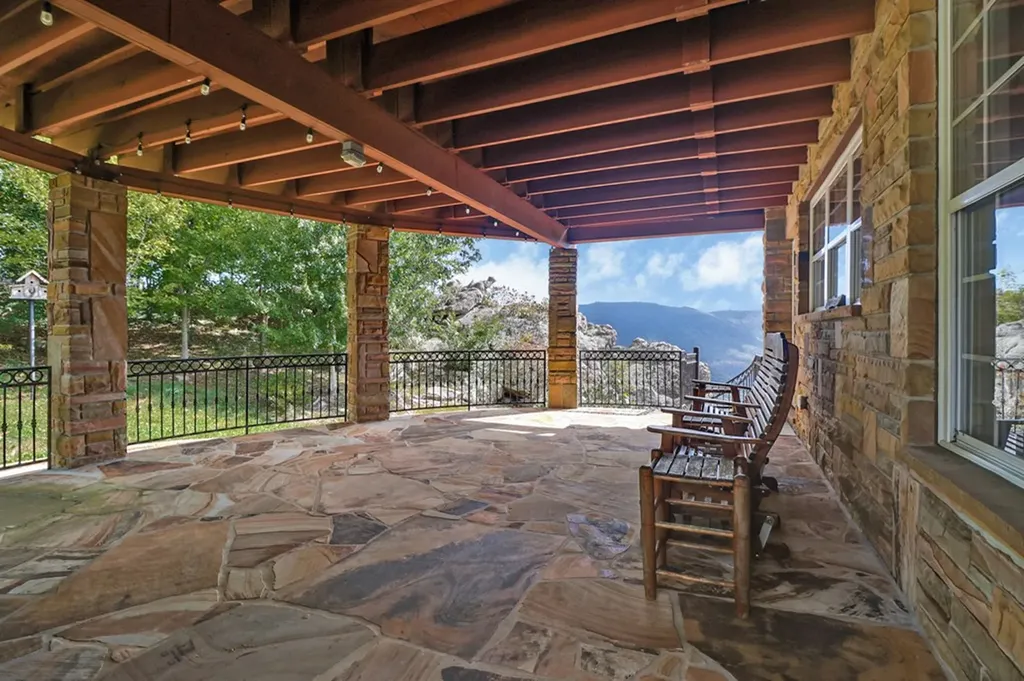 221 Wind Song Trail Crossville TN 38555