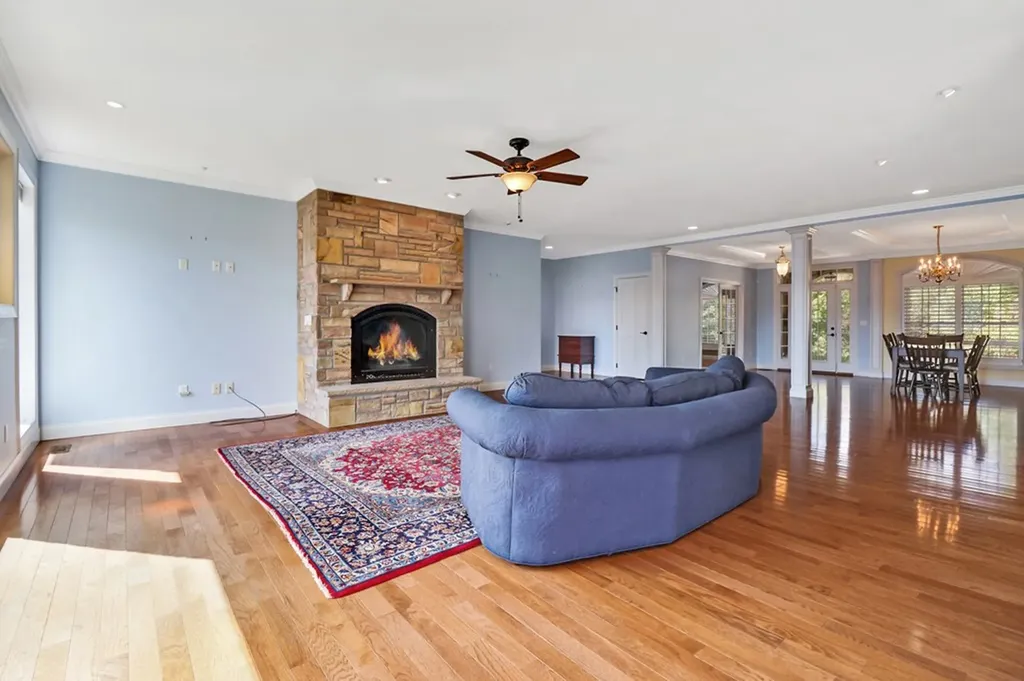 221 Wind Song Trail Crossville TN 38555