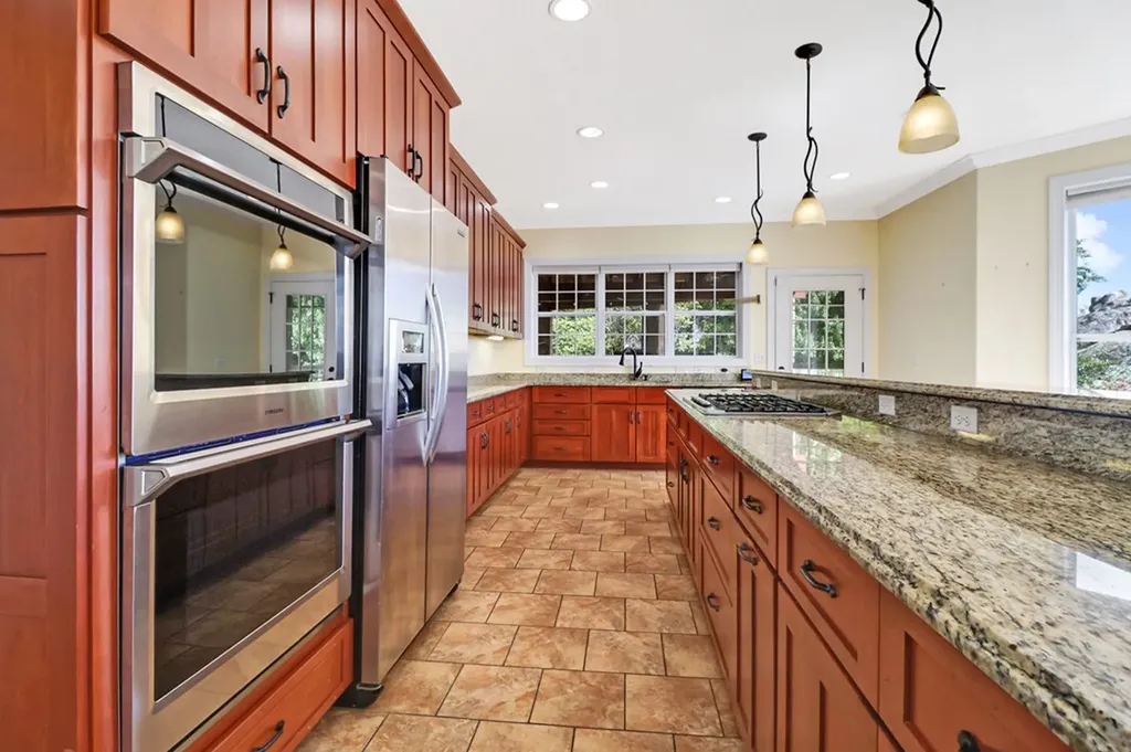 221 Wind Song Trail Crossville TN 38555