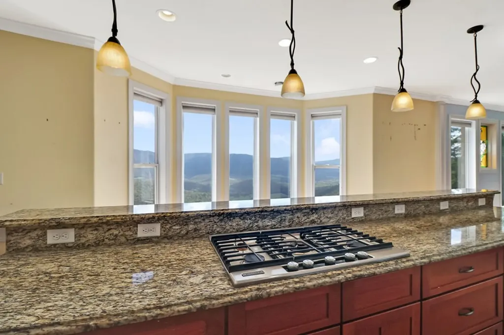 221 Wind Song Trail Crossville TN 38555