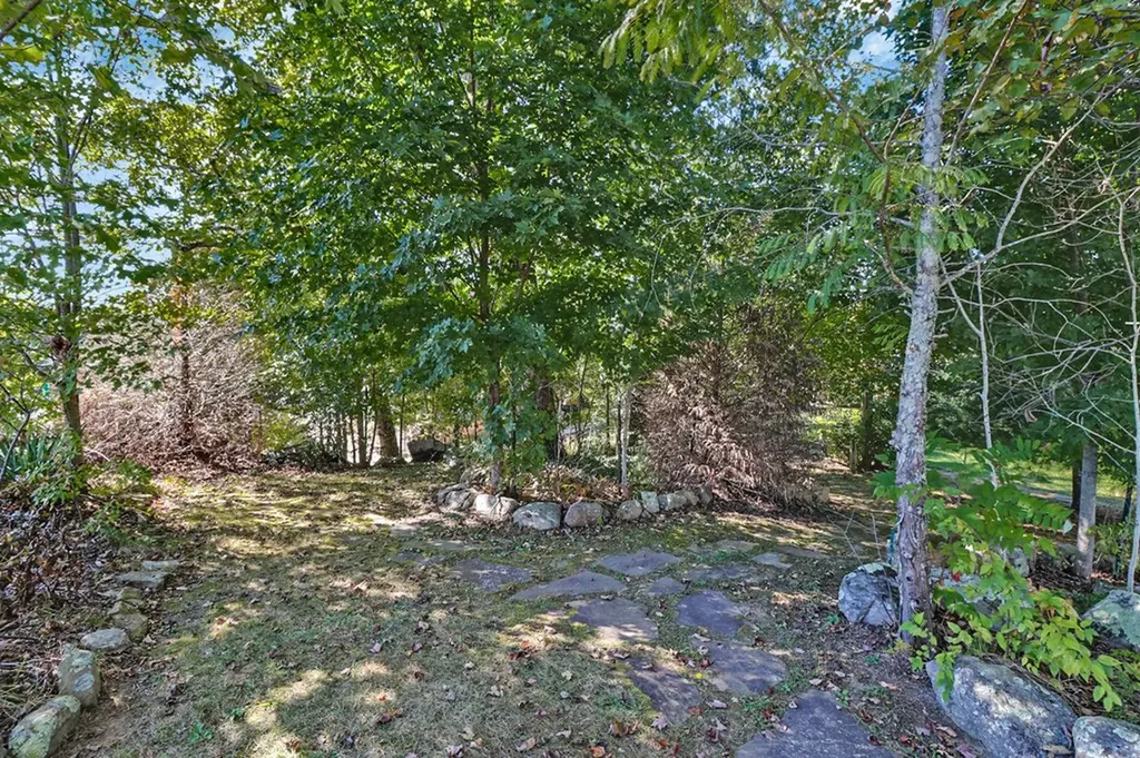 221 Wind Song Trail Crossville TN 38555