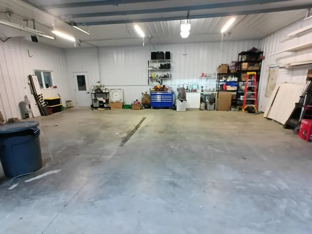 97 W Bluff Road Pikeville TN 37367