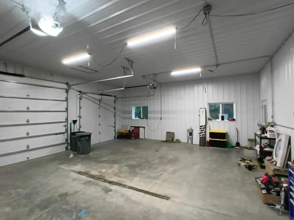 97 W Bluff Road Pikeville TN 37367