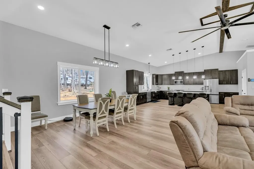 97 W Bluff Road Pikeville TN 37367