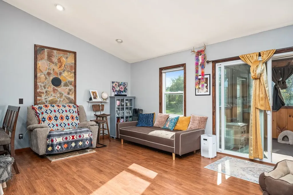 944 Flat Rock Road Crossville TN 38572-1784