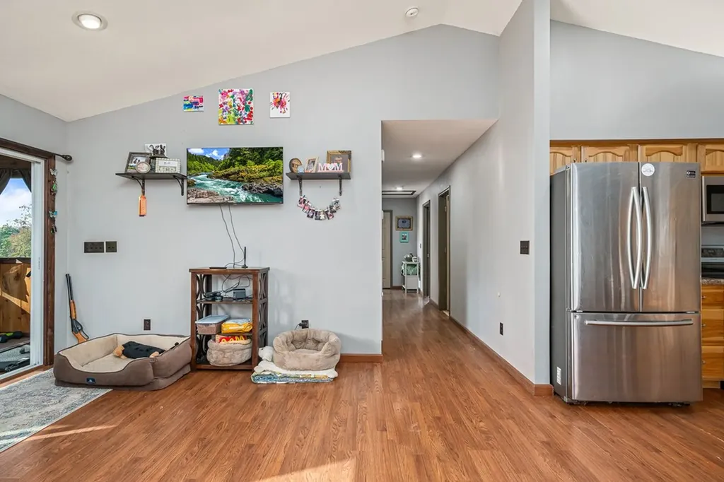 944 Flat Rock Road Crossville TN 38572-1784