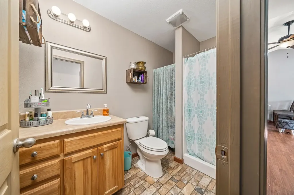 944 Flat Rock Road Crossville TN 38572-1784