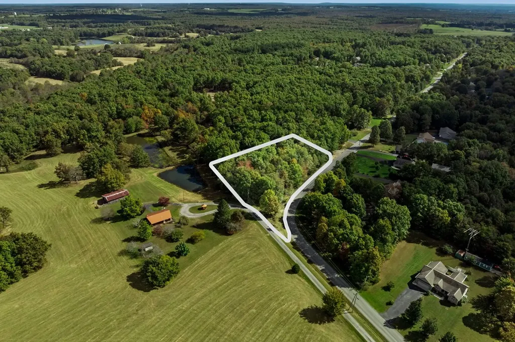 384 Miller Court Crossville TN 38571-2387