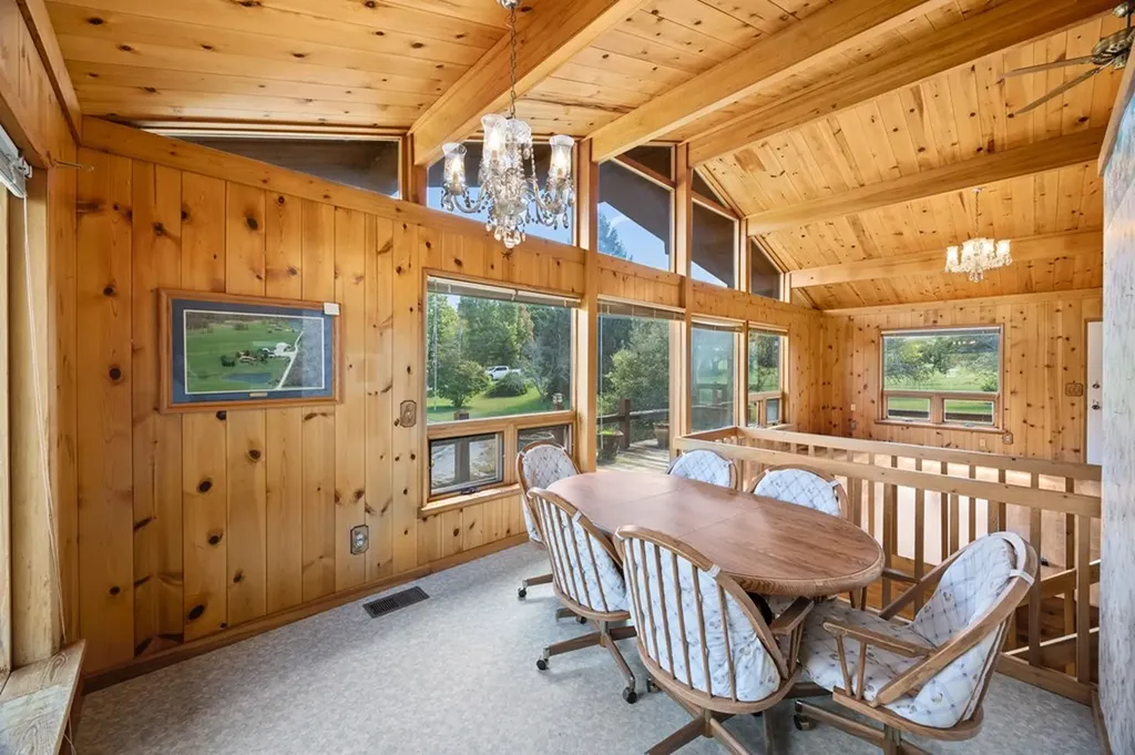 384 Miller Court Crossville TN 38571-2387